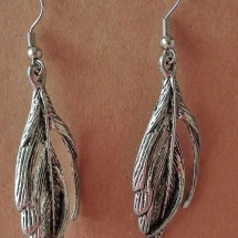 BF031 - Feathers BF031 - Feathers