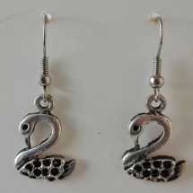 BF037 - Swans BF037 - Swans