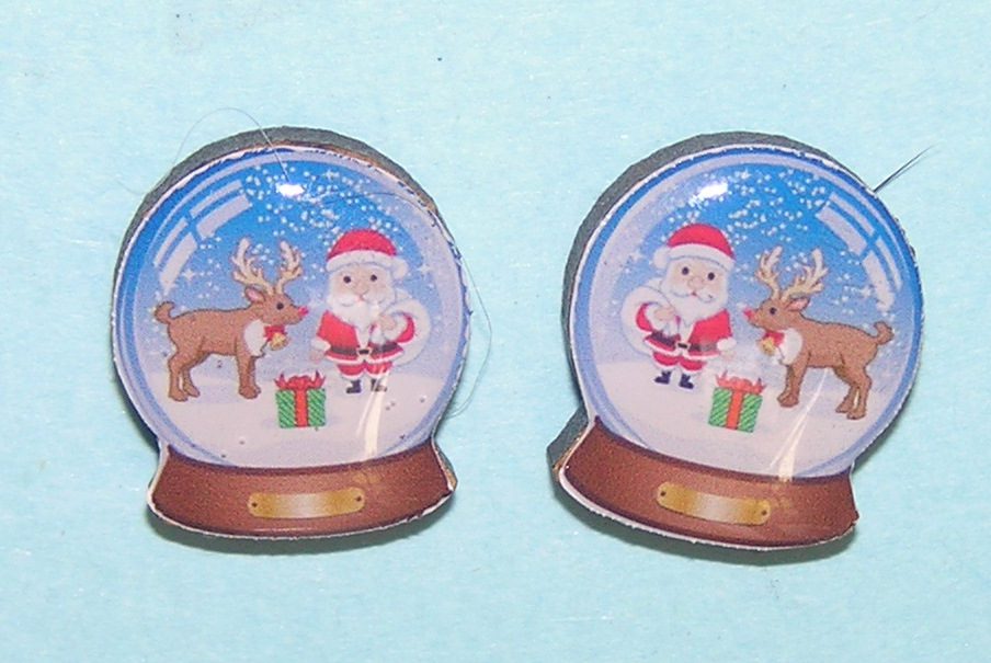 CHRS005 - Snow Globe 1