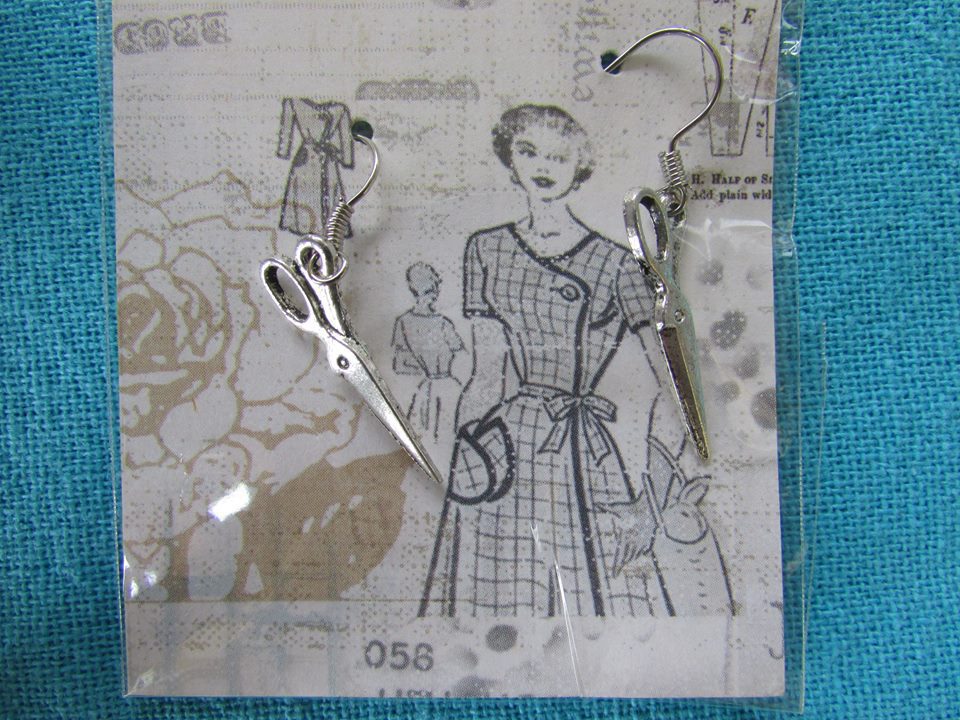 SEW005 - Scissors