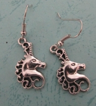 FAN019 - unicorn heads FAN019 - unicorn heads