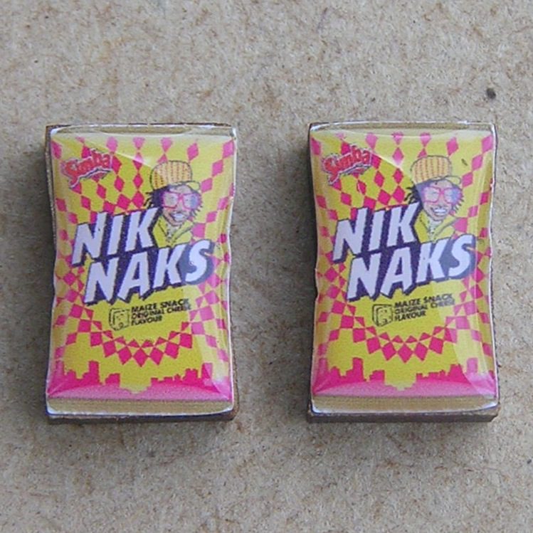 FST017-NikNaks
