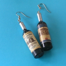 BEV008 - Wine Bottles BEV008 - Wine Bottles