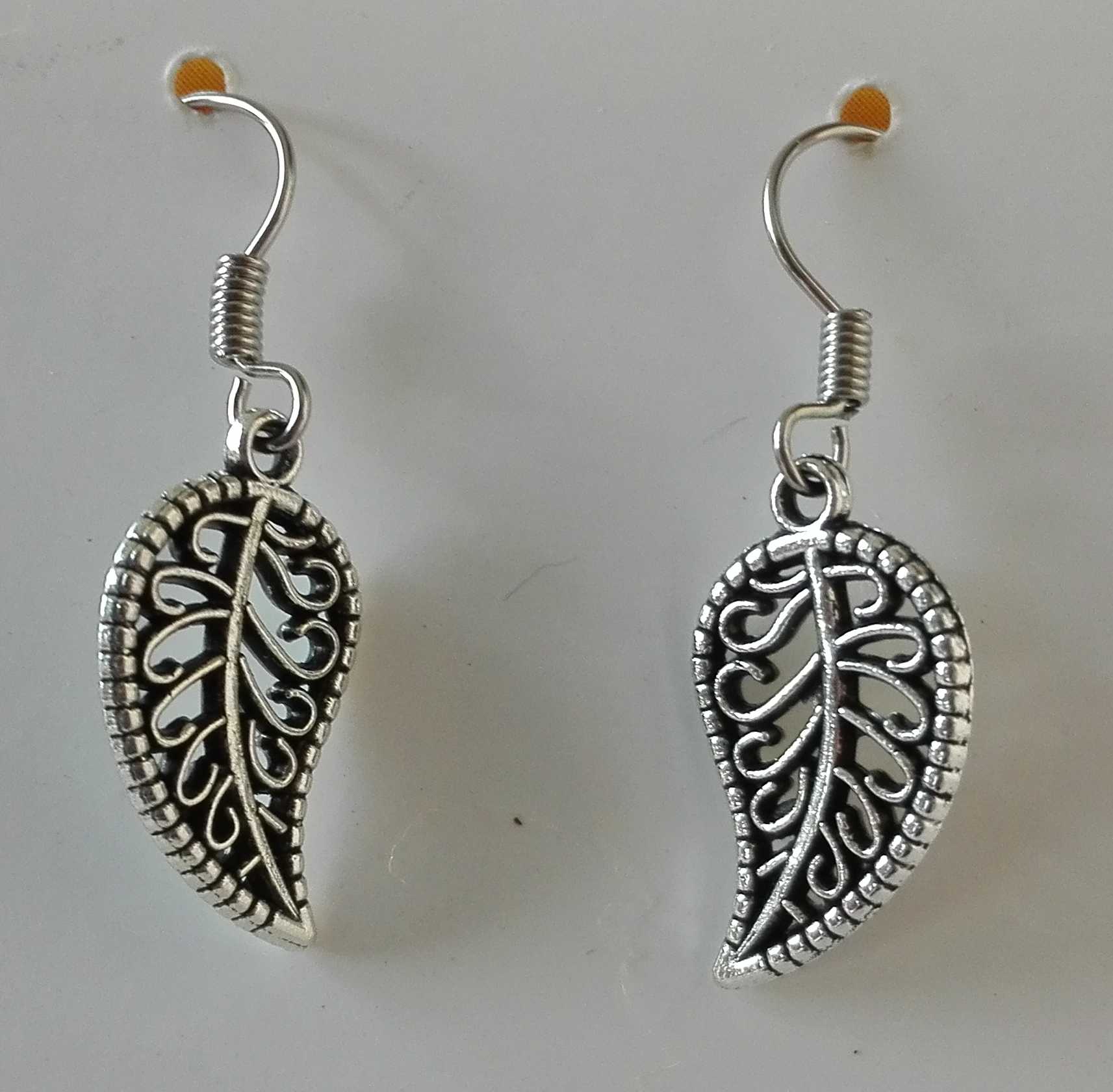 LTF017- Patterned Leaf