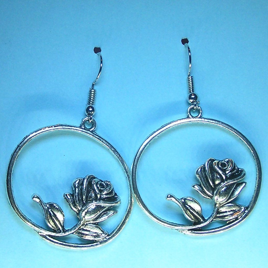 LTF028 - Rose in Stem Ring