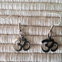 REL005 - Aum cutout REL005 - Aum cutout