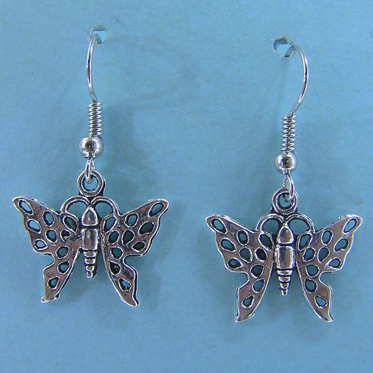 SMC029 - Butterfly - Holed wing