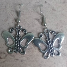 SMC003 - Butterflies SMC003 - Butterflies