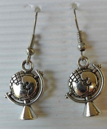 TVL012 - The globe TVL012 - The globe