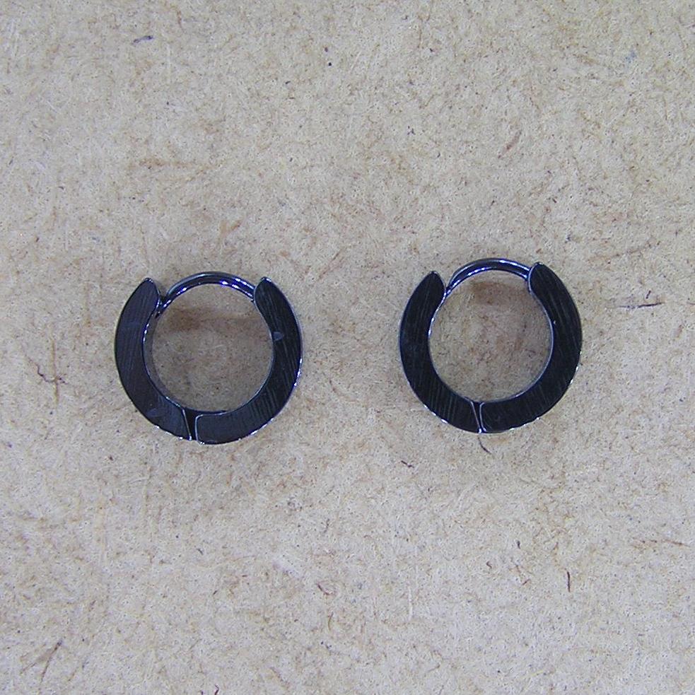 Thick Black Ring
