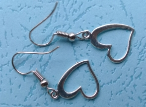 VAL004 - Hearts VAL004 - Hearts