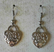 VAL006 - Hearts VAL006 - Hearts